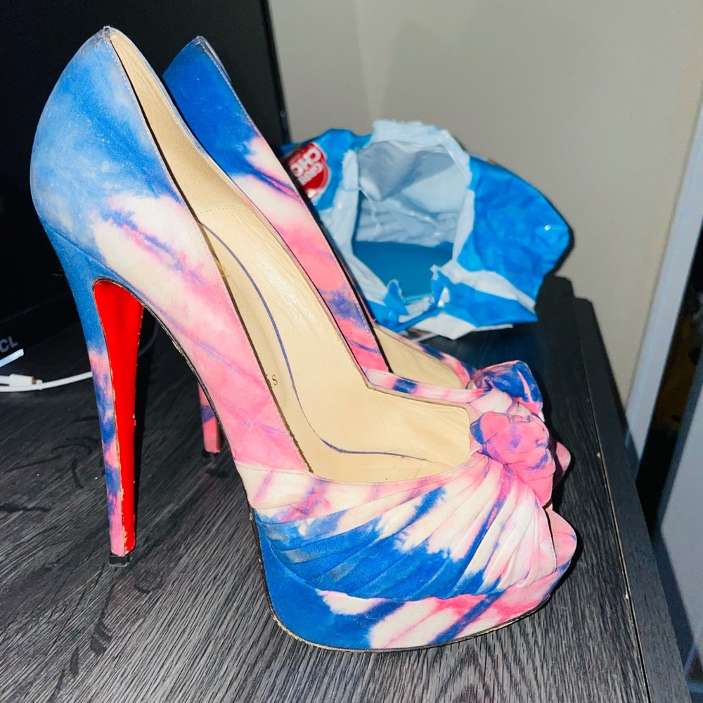 Tie dye Platform red bottoms